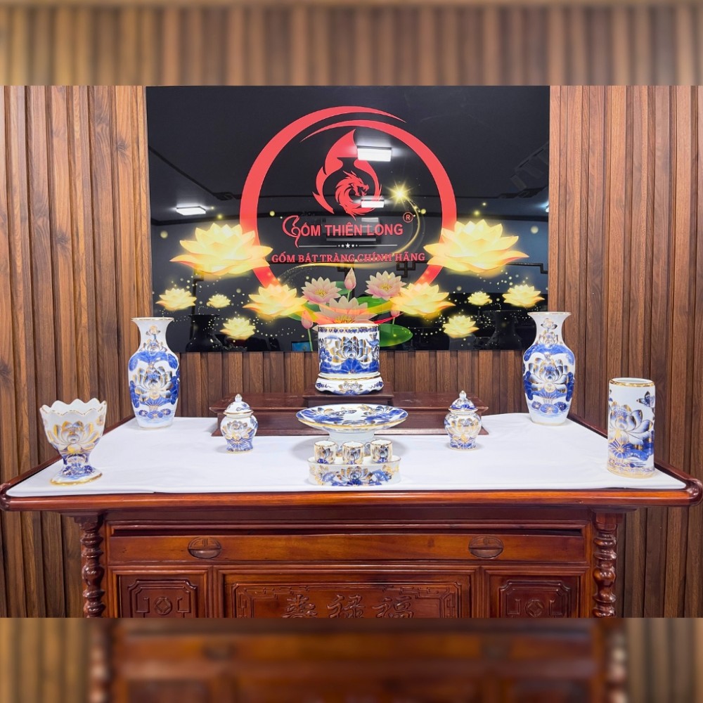 Bộ Bát Hương Vẽ Vàng 24k Men Lam Vẽ Sen Bát Tràng Cao Cấp 241106