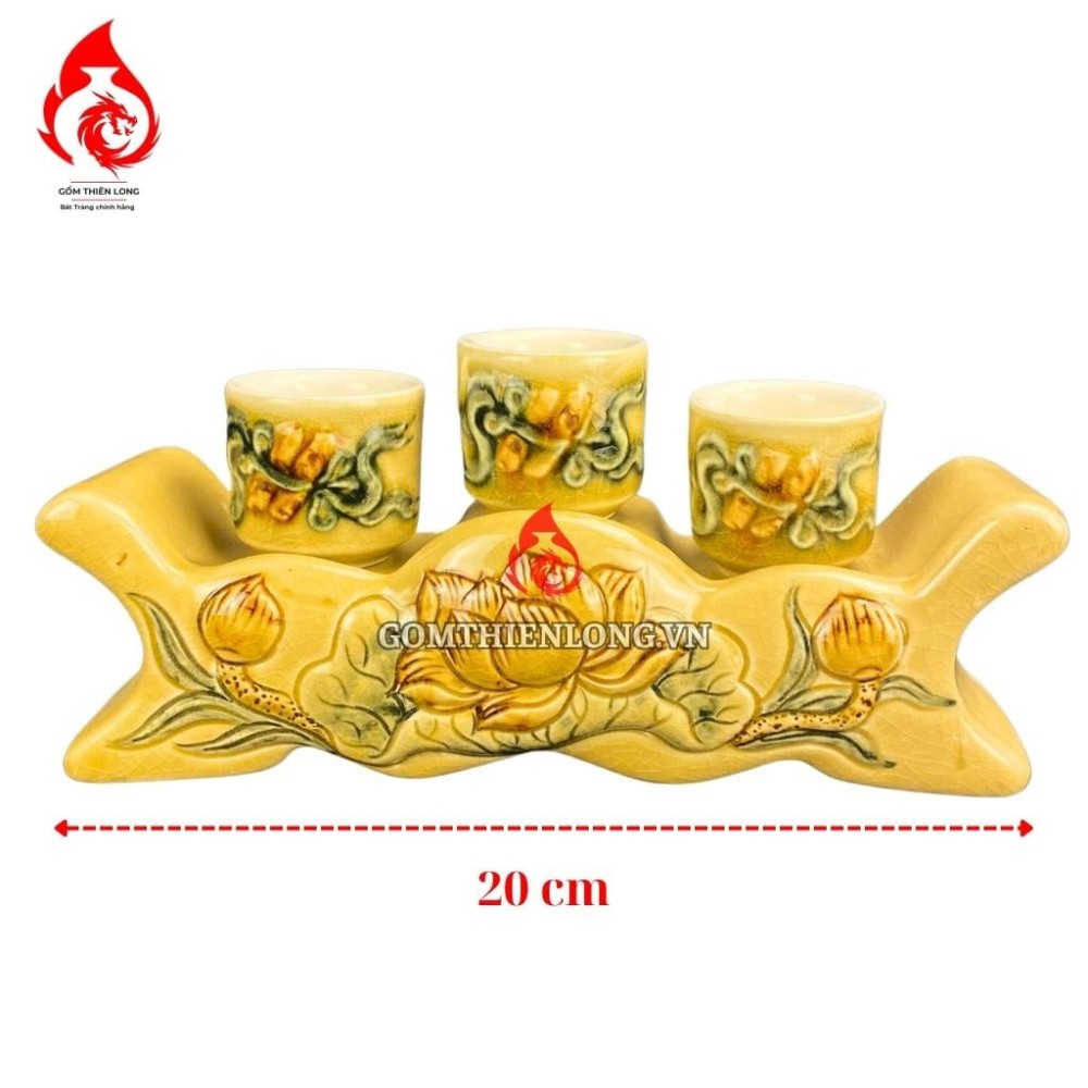 Bộ Kỷ Chén Thờ Men Rạn Vàng Đắp Nổi Hoa Sen 231060