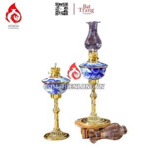 Đèn Dầu Thờ Bát Tràng Chân Đồng Men Lam Hoa Sen 230143