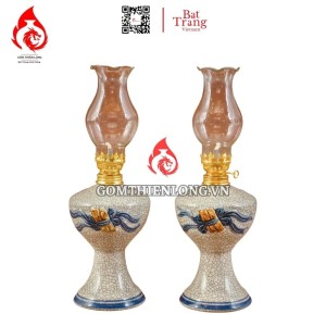 Đèn Dầu Bát Tràng Men Rạn Cuốn Thư 230134