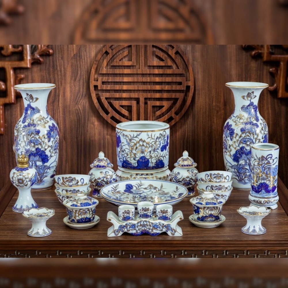 Bộ Đồ Thờ Bát Tràng Men Lam Vẽ Vàng Hoa Sen 236993