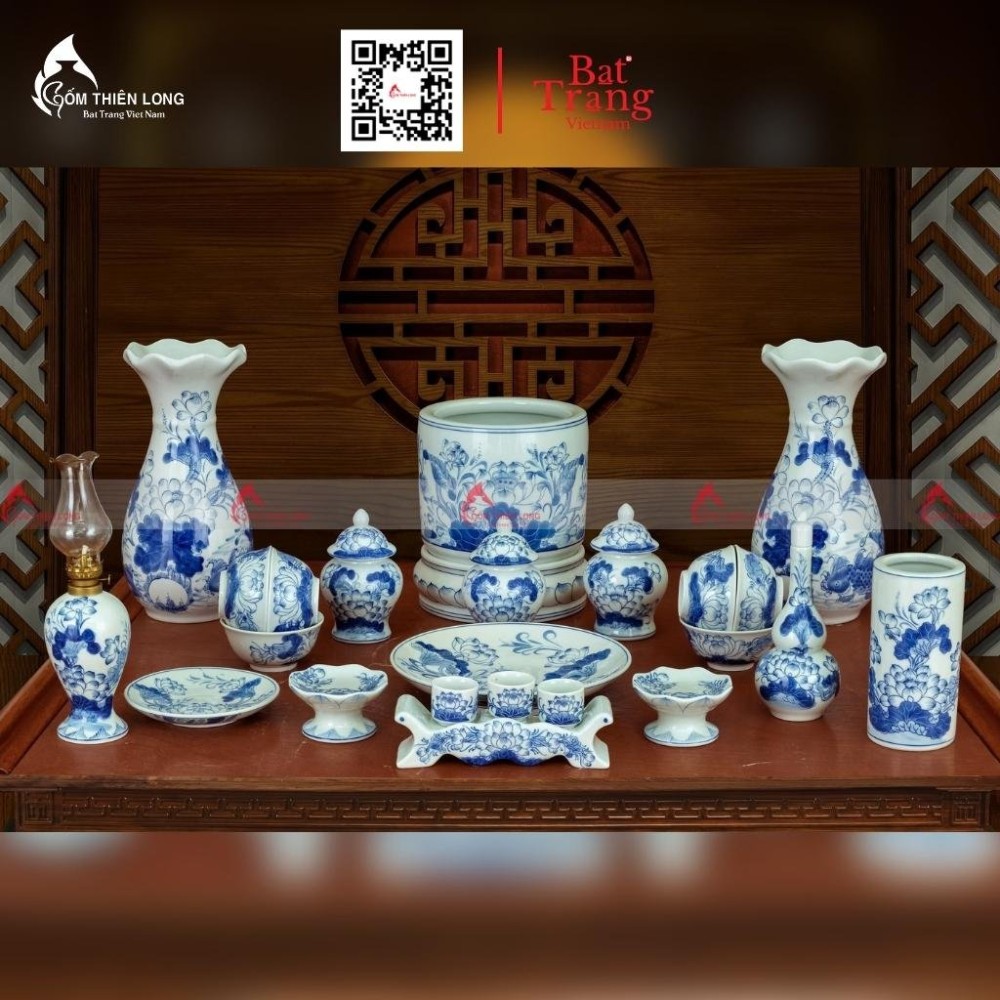 Bát Hương Men Lam Vẽ Hoa Sen S010723