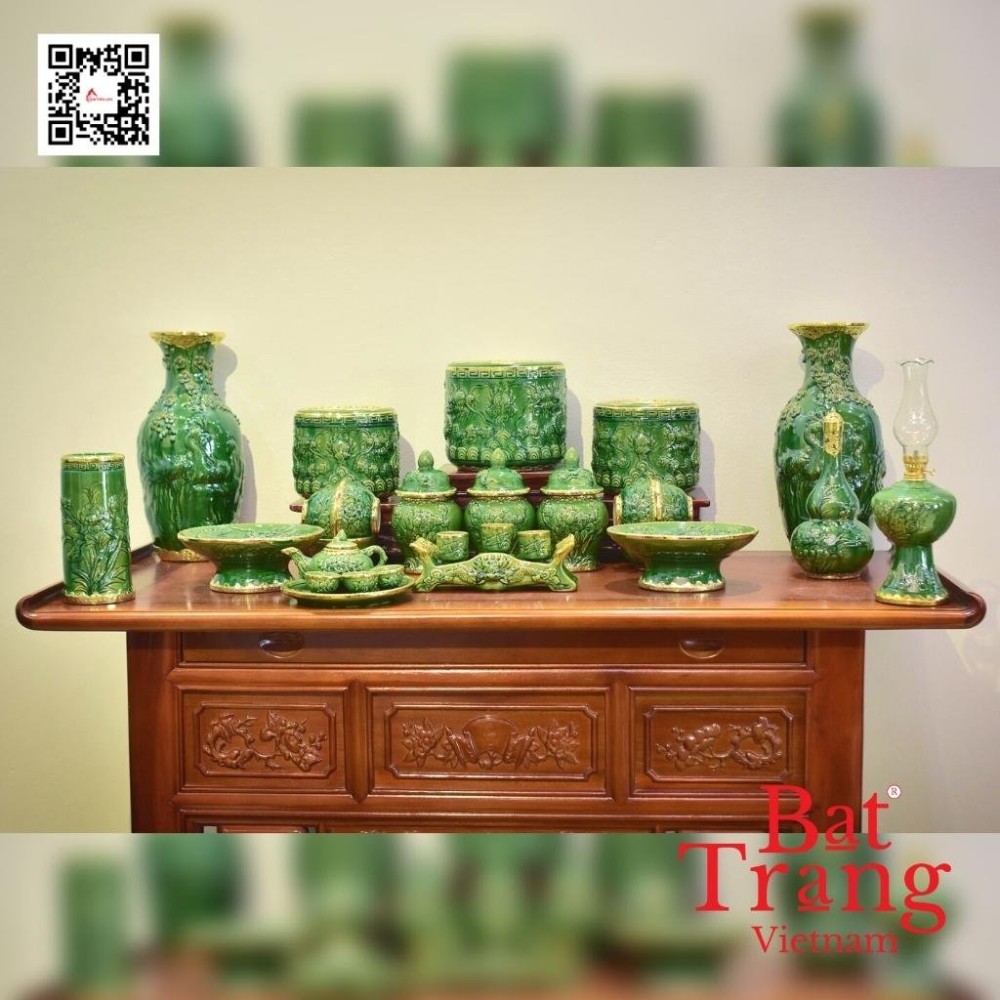 Bộ Đồ Thờ Bát Tràng Xanh Ngọc Lục Bảo Đắp Nổi 236986