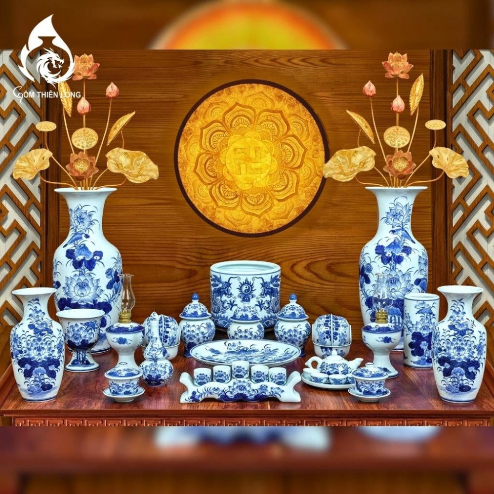 Chóe Thờ Bát Tràng Men Lam Ngọc Vẽ Hoa Sen 230235