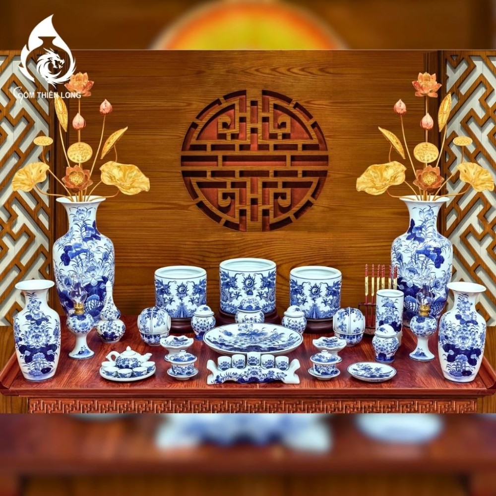 Chóe Thờ Bát Tràng Men Lam Ngọc Vẽ Hoa Sen 230235