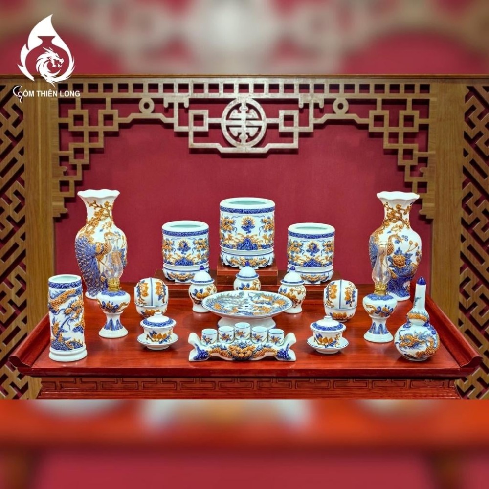 Chóe Thờ Bát Tràng Men Ngọc Đắp Nổi Long Vân 230251