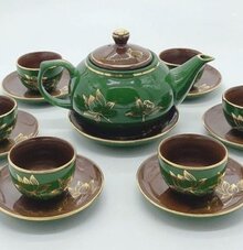 Ý nghĩa phong thủy quan trọng của bộ ấm trà trên bàn thờ