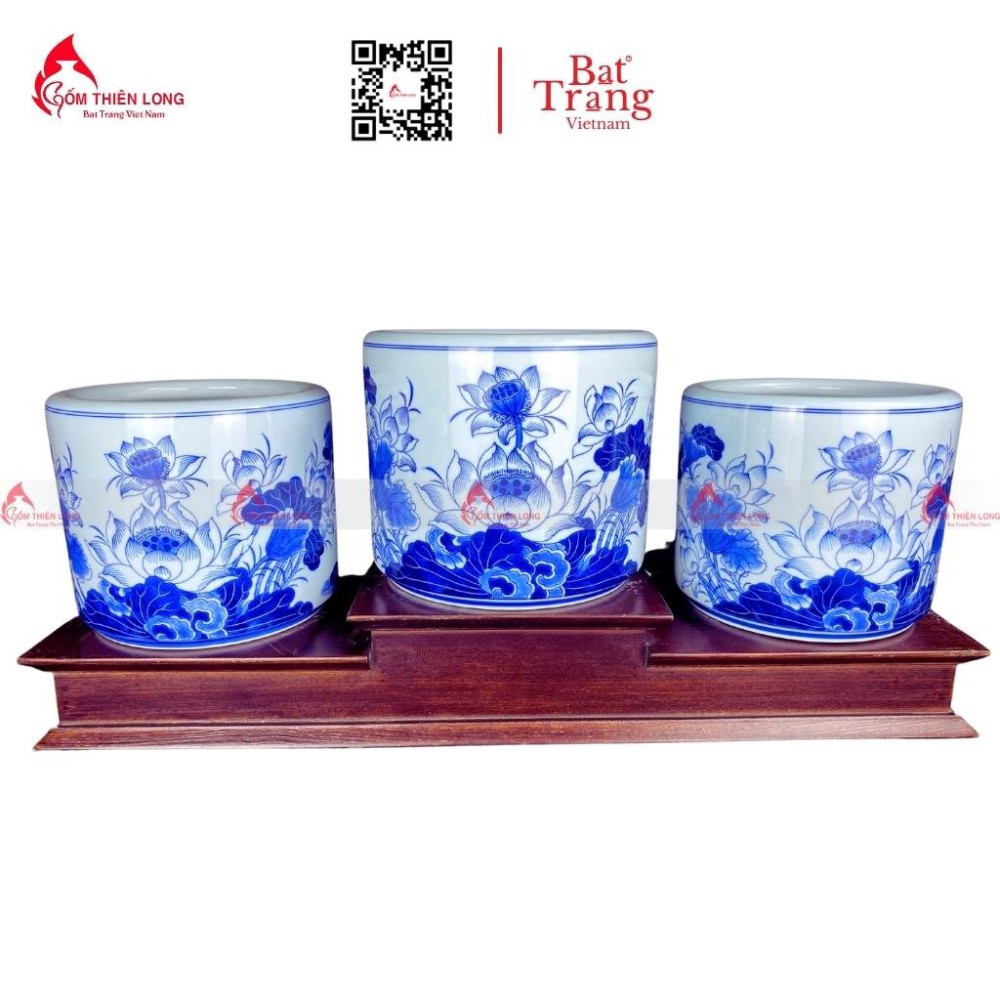 Bát Hương Bát Tràng Vuốt Tay Men Lam Vẽ Hoa Sen S236699