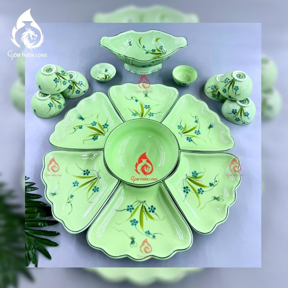 Bộ Bát Đĩa Hoa Mặt Trời Xanh Cốm Ngọc Vẽ Hoa 230910