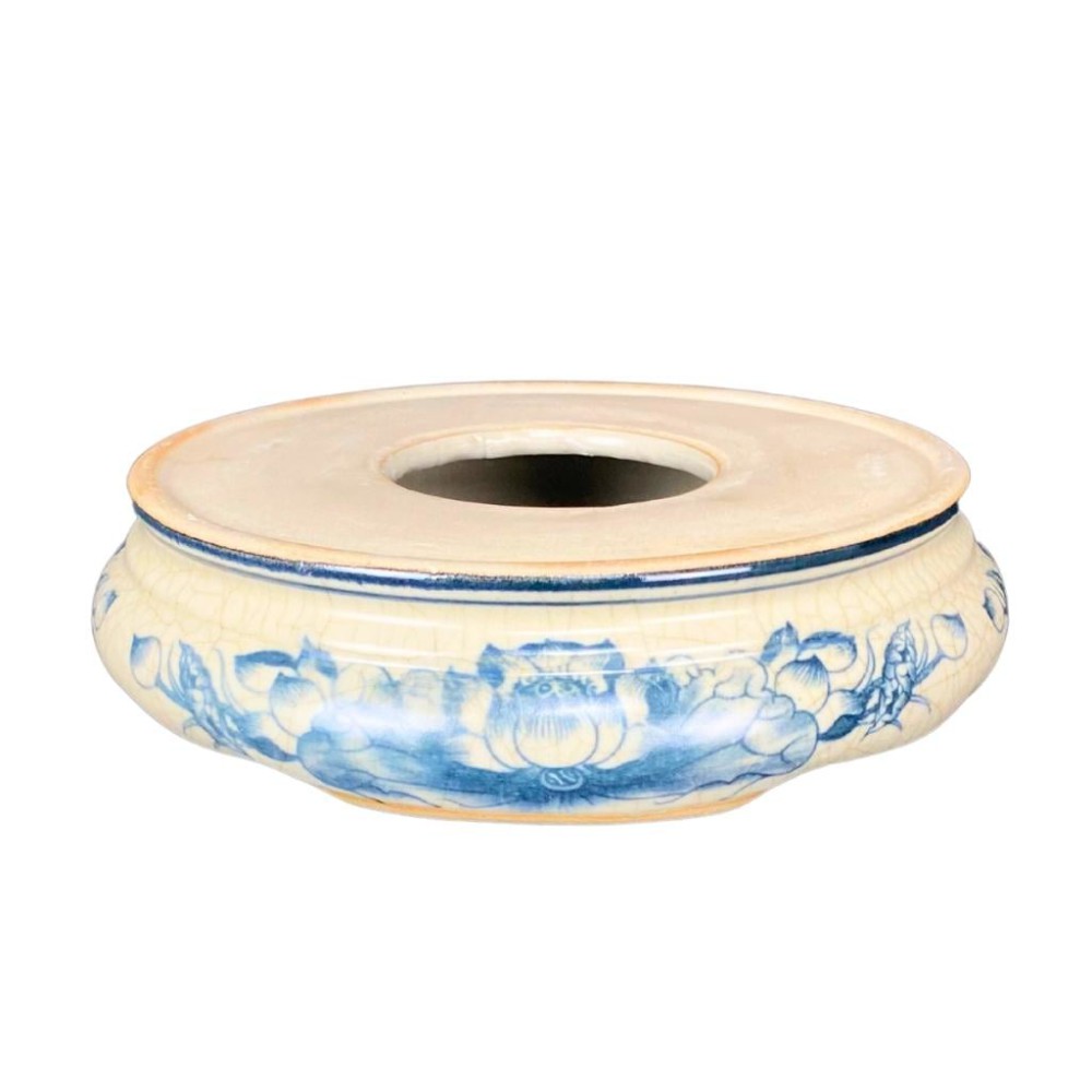 Chân Đế Bát Hương Bằng Sứ Men Rạn Vẽ Sen 231037S