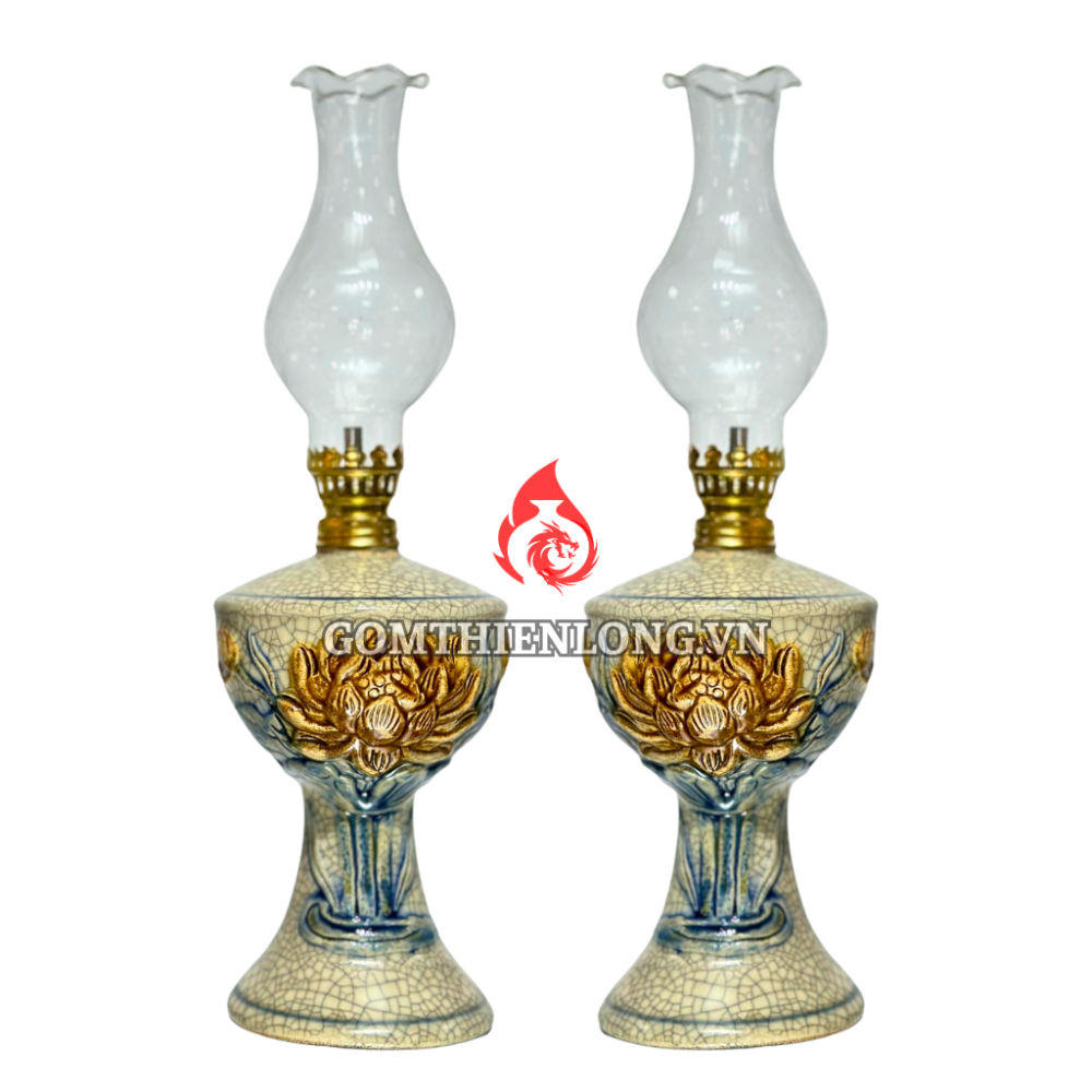 Đèn Dầu Thờ Bát Tràng Chân Váy Đắp Nổi Hoa Sen 230137