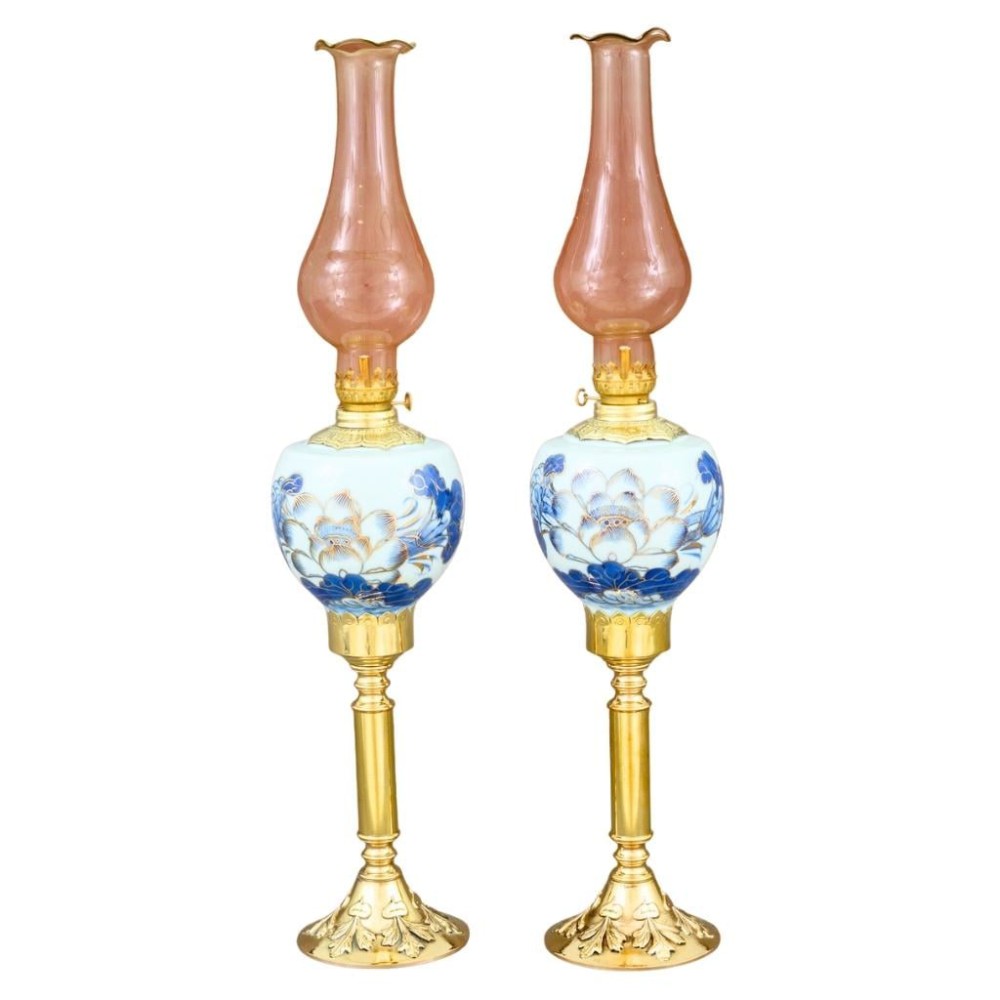 Đèn Dầu Thờ Bát Tràng Cỡ Đại Chân Đồng Vẽ Vàng Hoa Sen 230159