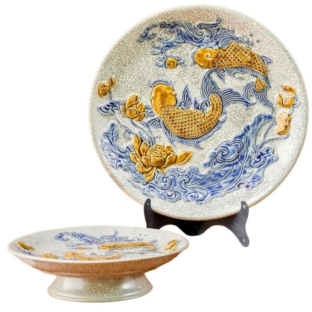 Mâm Bồng Sứ Bát Tràng Men Rạn Đắp Nổi Sen Cá 231116