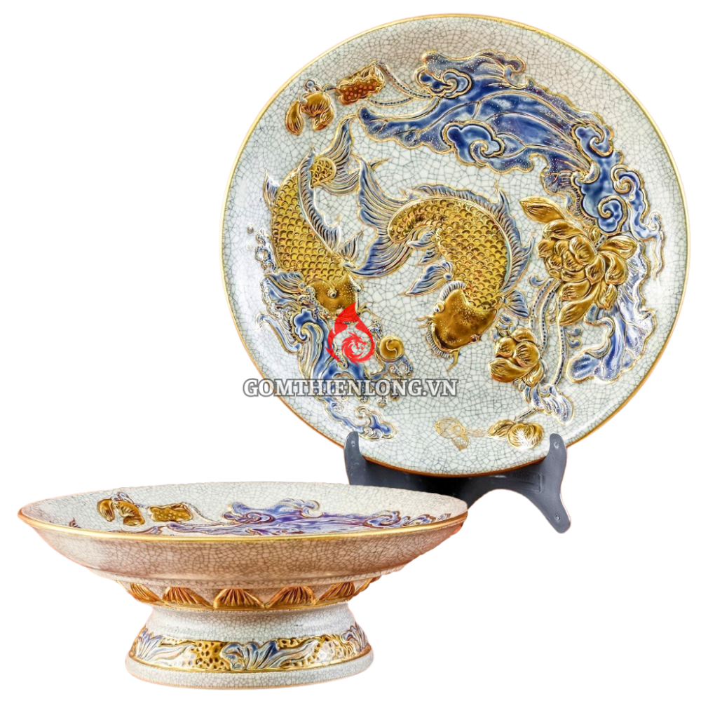 Mâm Bồng Sứ Bát Tràng Men Rạn Đắp Nổi Vẽ Vàng Sen Cá 231117