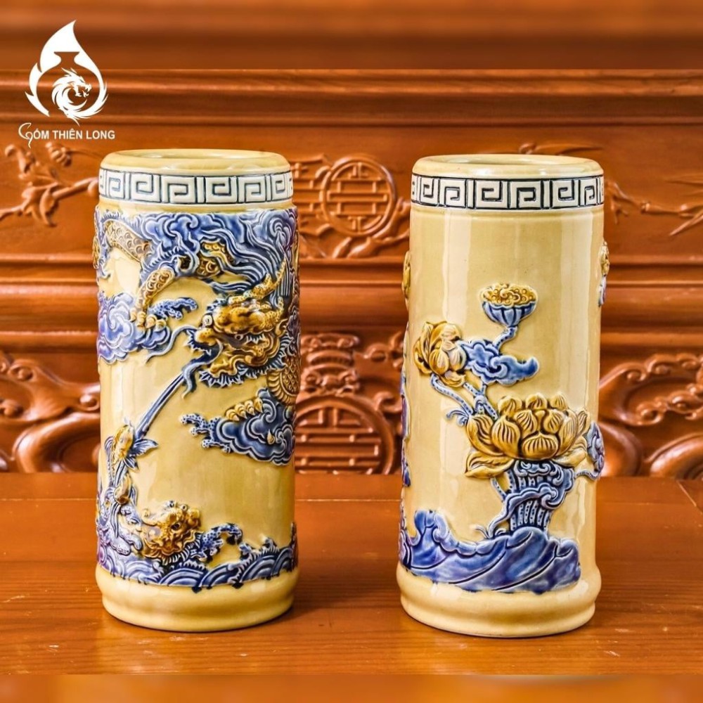 Ống Đựng Nhang Bằng Sứ Men Vàng Hoàng Tộc Đắp Nổi Long Cuốn Thủy 231093